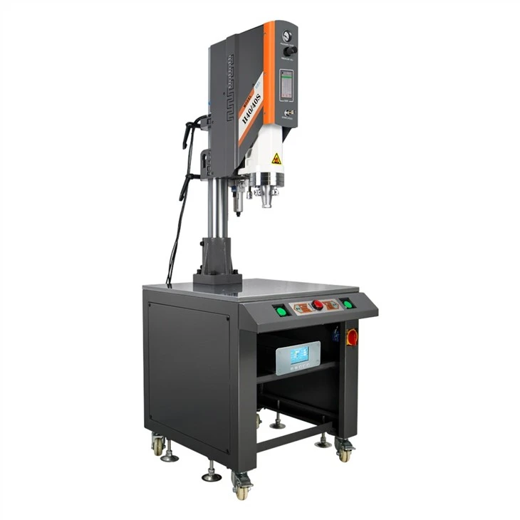 Ultrasonic Welding Plastic Case Machine (2)