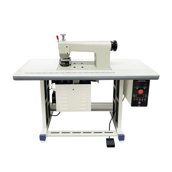 Máquina de coser por ultrasonidos no tejida